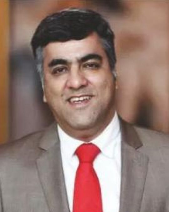 Dr. Manoj Chawla